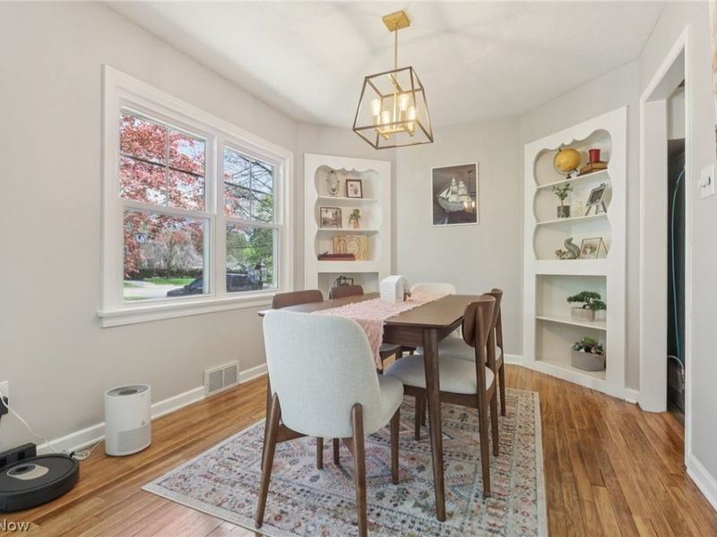 162 N Hawkins Avenue , Akron, OH 44313 Photo 8