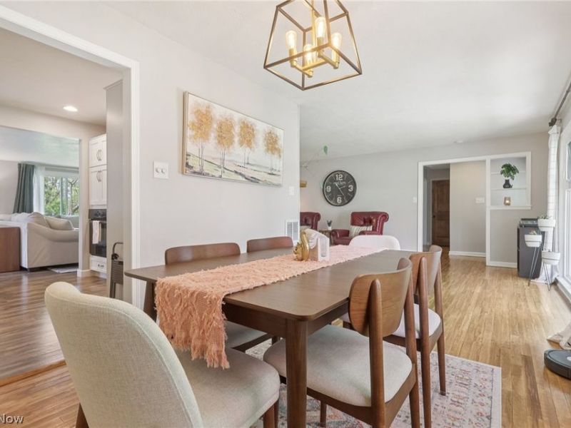 162 N Hawkins Avenue , Akron, OH 44313 Photo 9