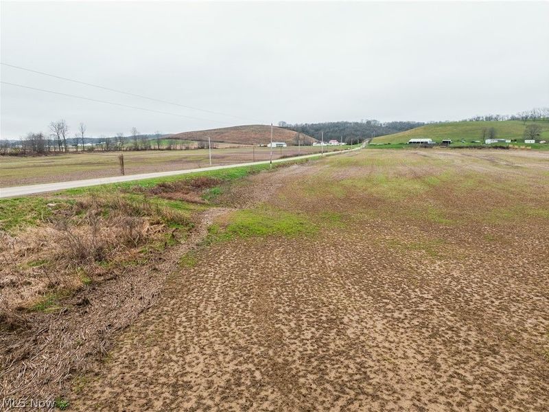Licking Valley Road , Frazeysburg, OH 43830 Photo 4