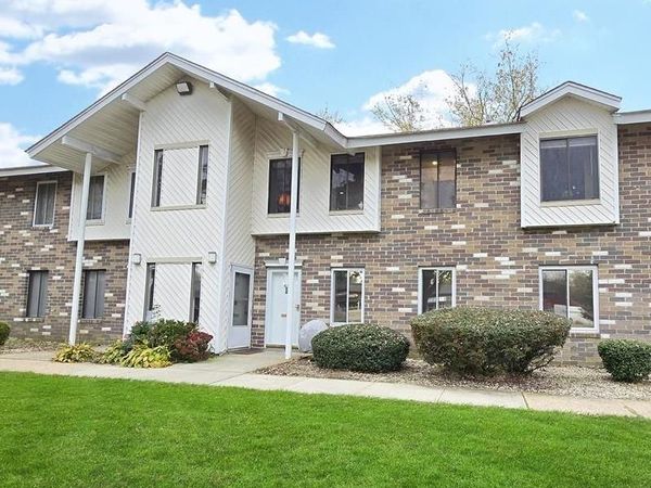 1 El Camino Court, Unit 1E, Coram, NY 11727