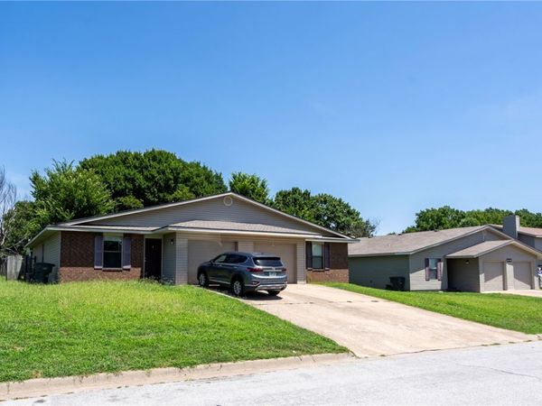 3468 Harvard Street , Fayetteville, AR 72704