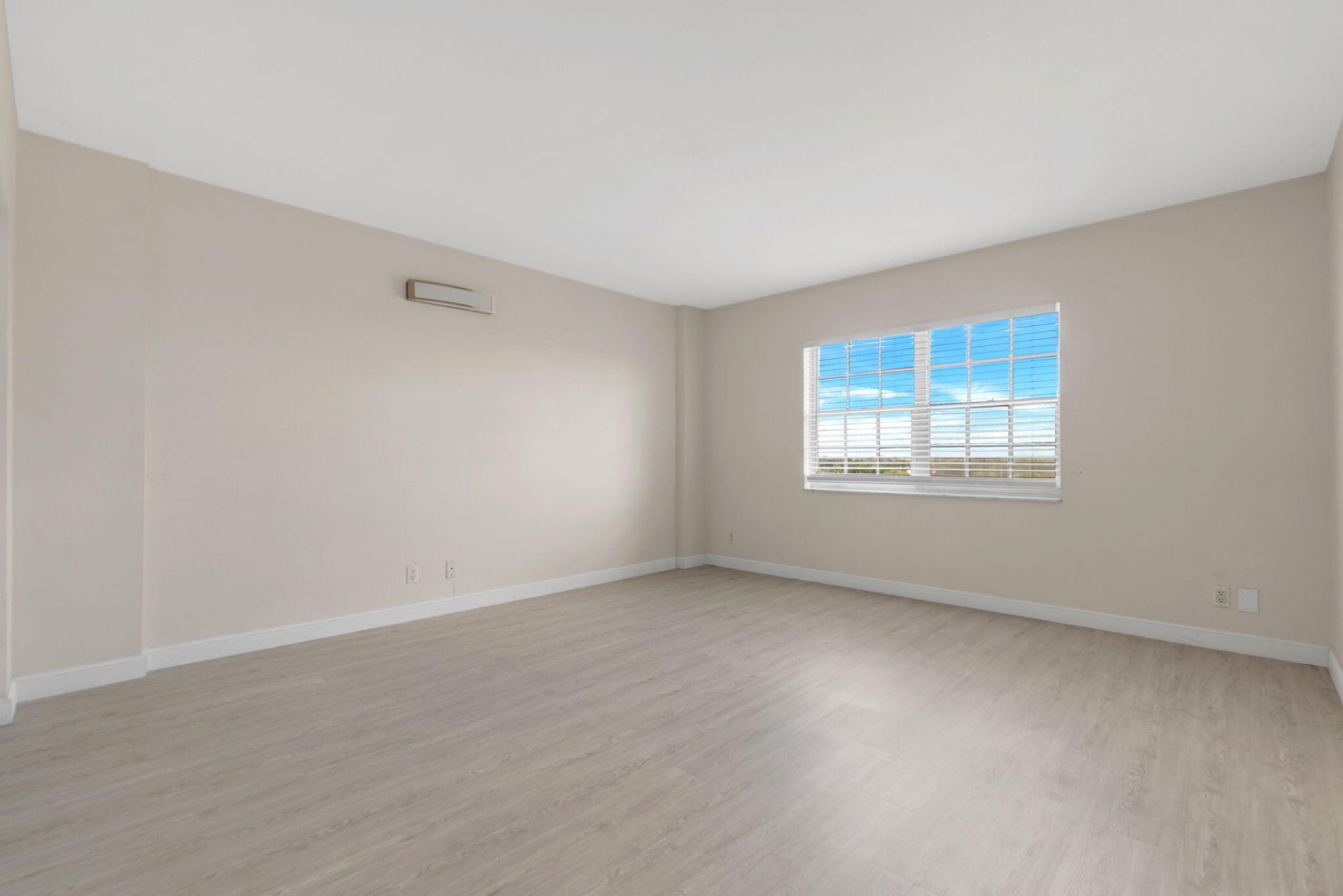 9101 W Sample Road, Unit 1004, Coral Springs, FL 33065 Photo
