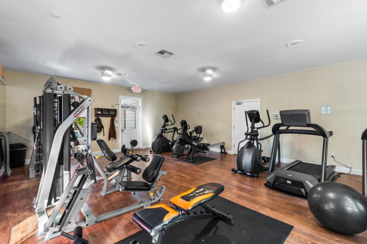 8208 Muldrow Ct. Photo 45