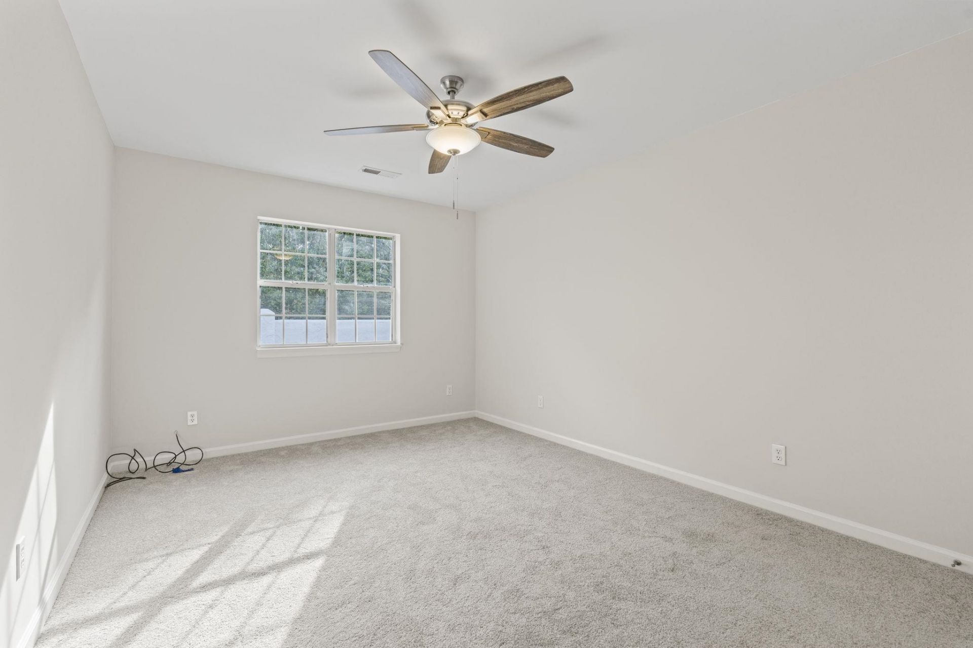 4285 Parkway Ln. Photo 17