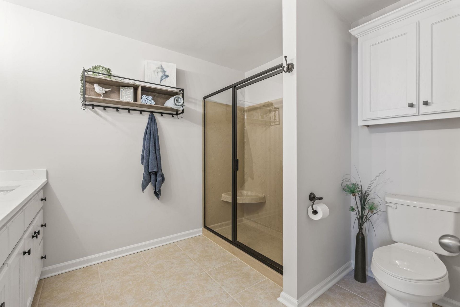 4285 Parkway Ln. Photo 29