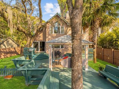 759 Lake Frances Drive, Charleston, SC 29412