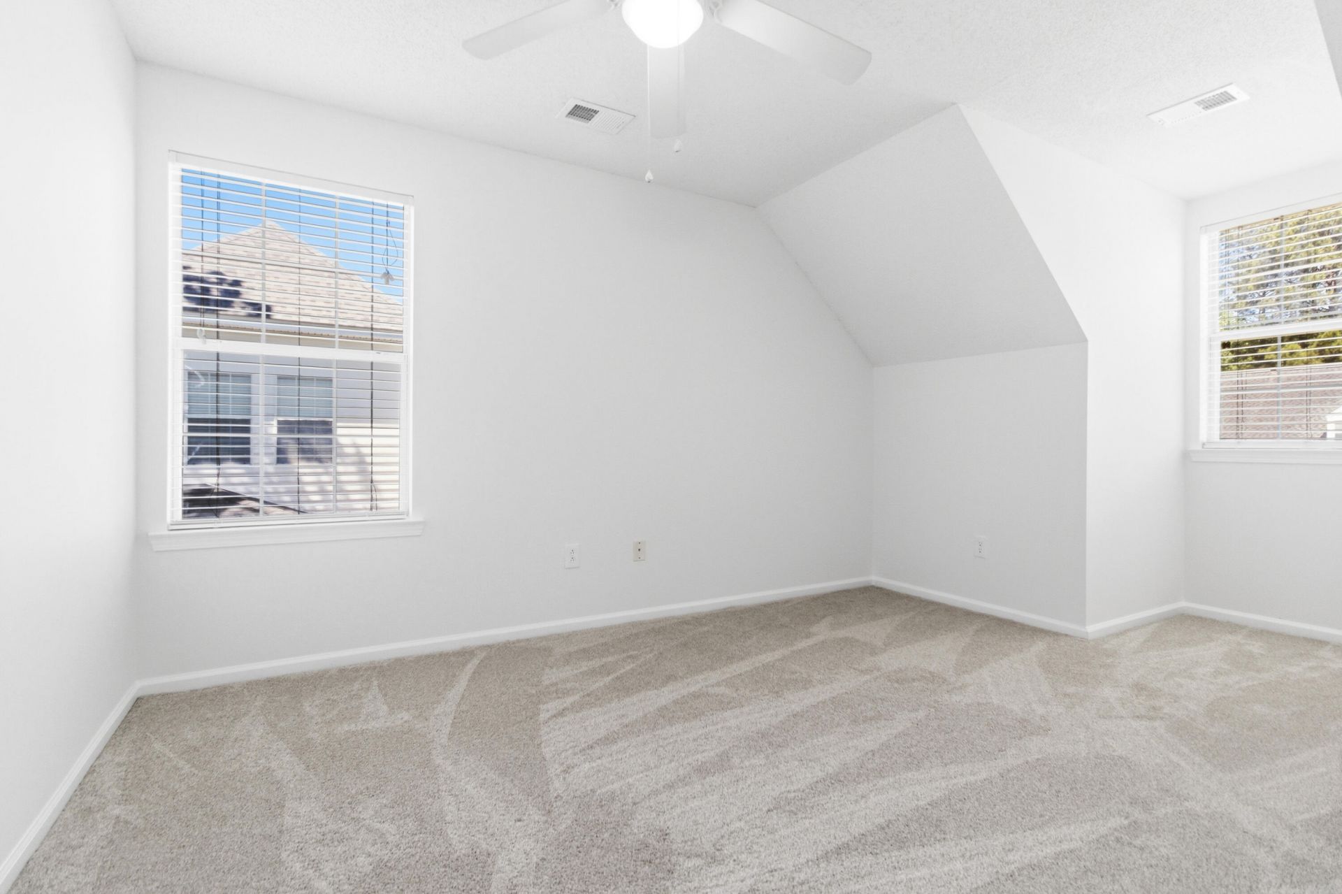 4818 Habersham Lane Photo 29