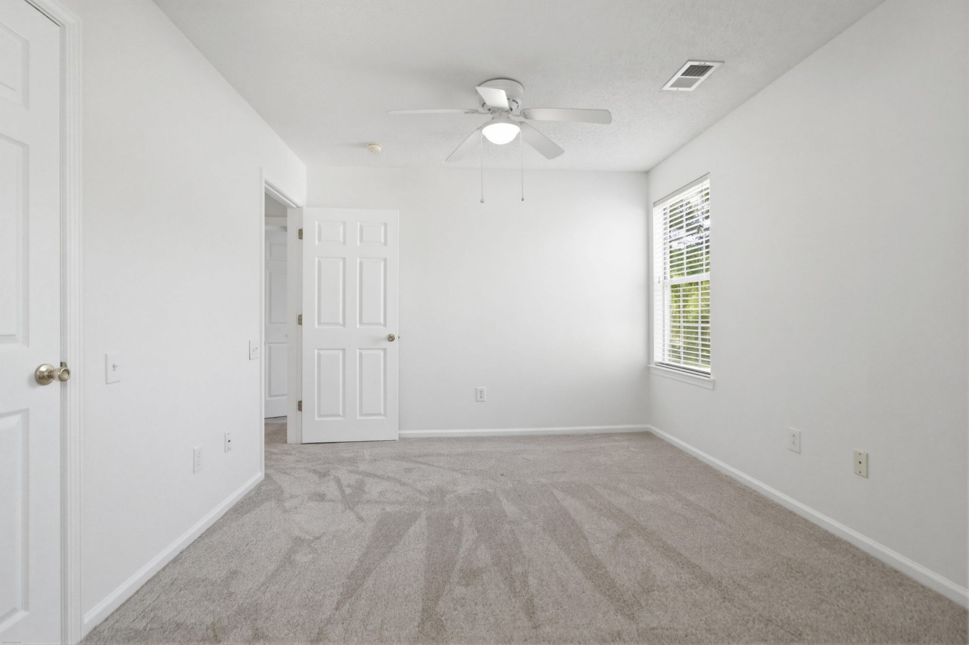 4818 Habersham Lane Photo 30