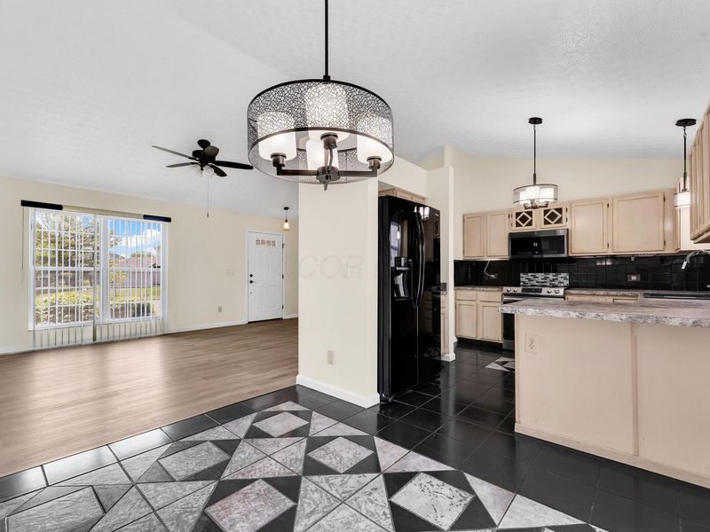 3414 Steiner Street , Columbus, OH 43231 Photo 14