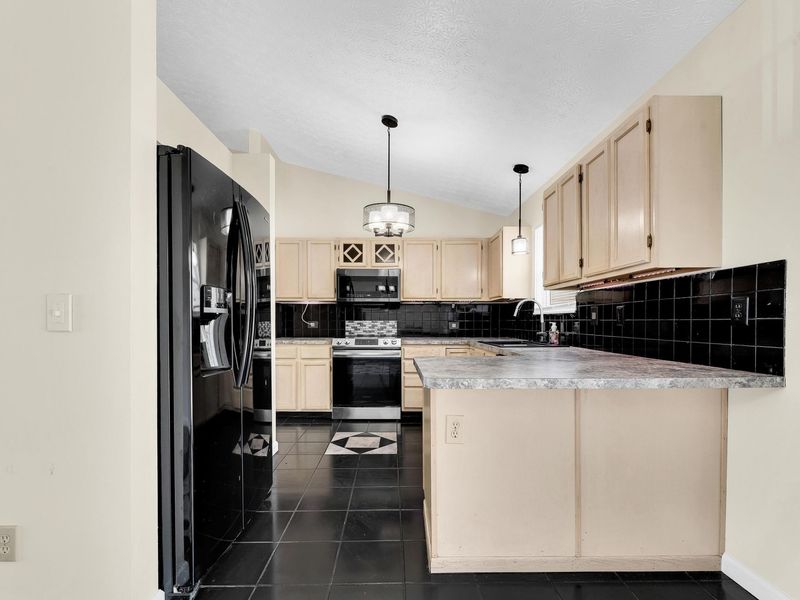 3414 Steiner Street , Columbus, OH 43231 Photo 16