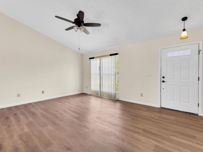 3414 Steiner Street , Columbus, OH 43231 Photo 4