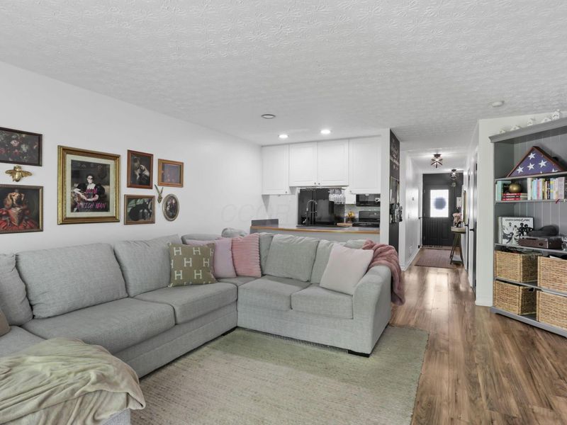 4696 Shalers Drive , Unit 52B, Columbus, OH 43228 Photo 11