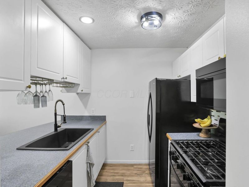 4696 Shalers Drive , Unit 52B, Columbus, OH 43228 Photo 15