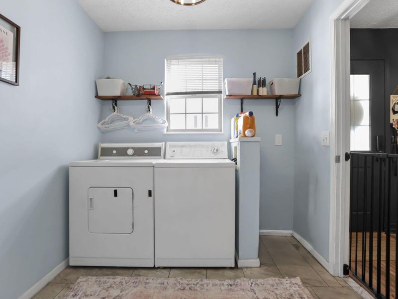 4696 Shalers Drive , Unit 52B, Columbus, OH 43228 Photo 21