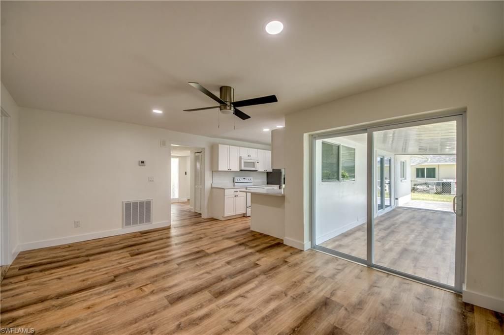 3009 SE 10th Ave, Cape Coral, FL 33904 Photo