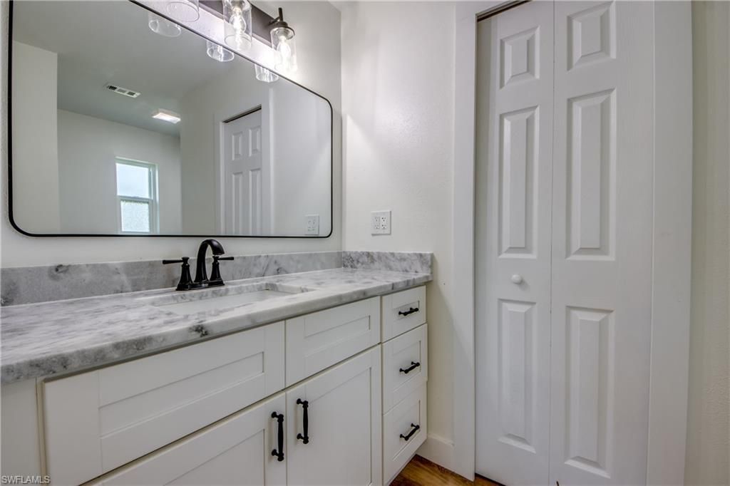 3009 SE 10th Ave, Cape Coral, FL 33904 Photo