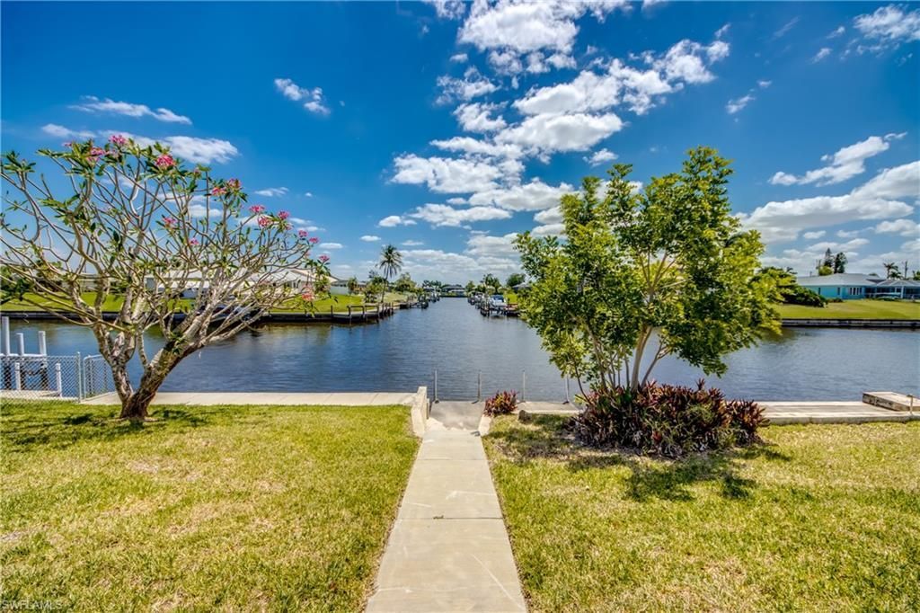 3009 SE 10th Ave, Cape Coral, FL 33904 Photo