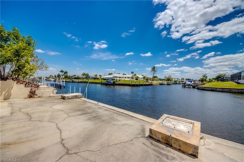 3009 SE 10th Ave, Cape Coral, FL 33904 Photo