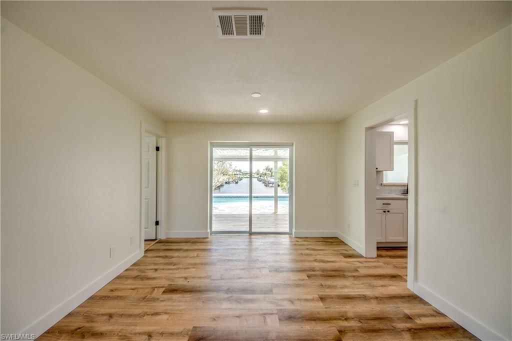3009 SE 10th Ave, Cape Coral, FL 33904 Photo