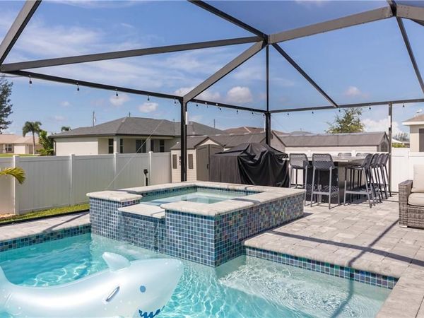 2522 NW 11th ST , CAPE CORAL, FL 33993