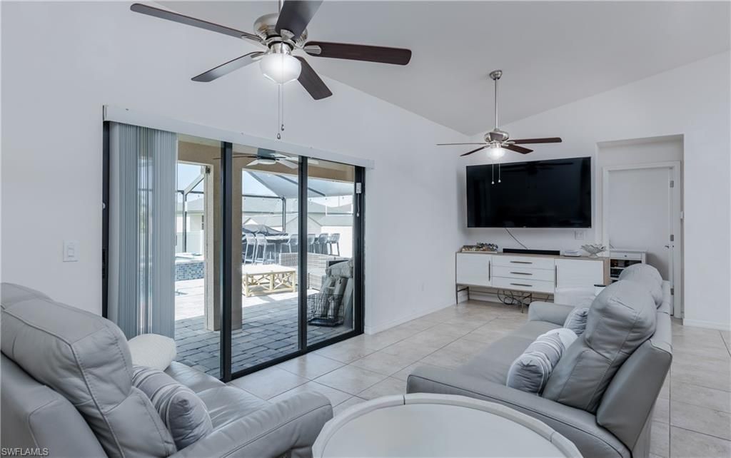 2522 NW 11th St, Cape Coral, FL 33993 Photo