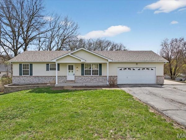 254 Highway M , Villa Ridge, MO 63089