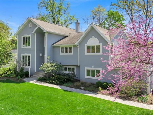 1 Collins Avenue, CLOSTER, NJ 07624