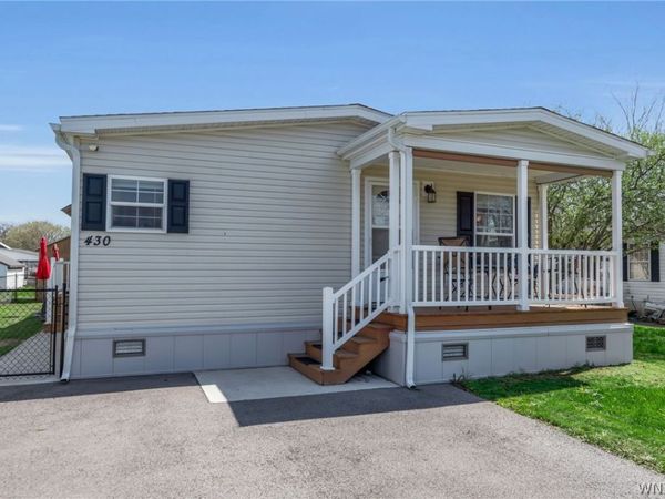 430 Chestnut Road, Lockport, NY 14094