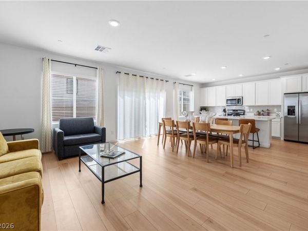424 Isla Enclave Way, Henderson, NV 89011
