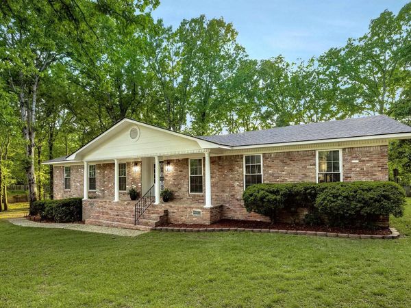 15 Shady Ln Lane, Jacksonville, AR 72076