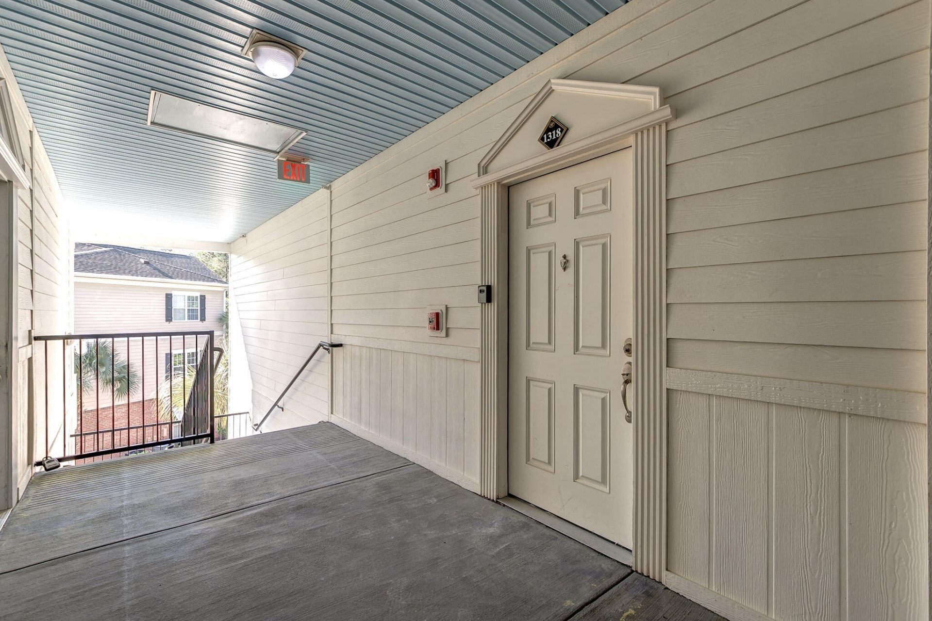 1318 Basilidon Road Photo 1