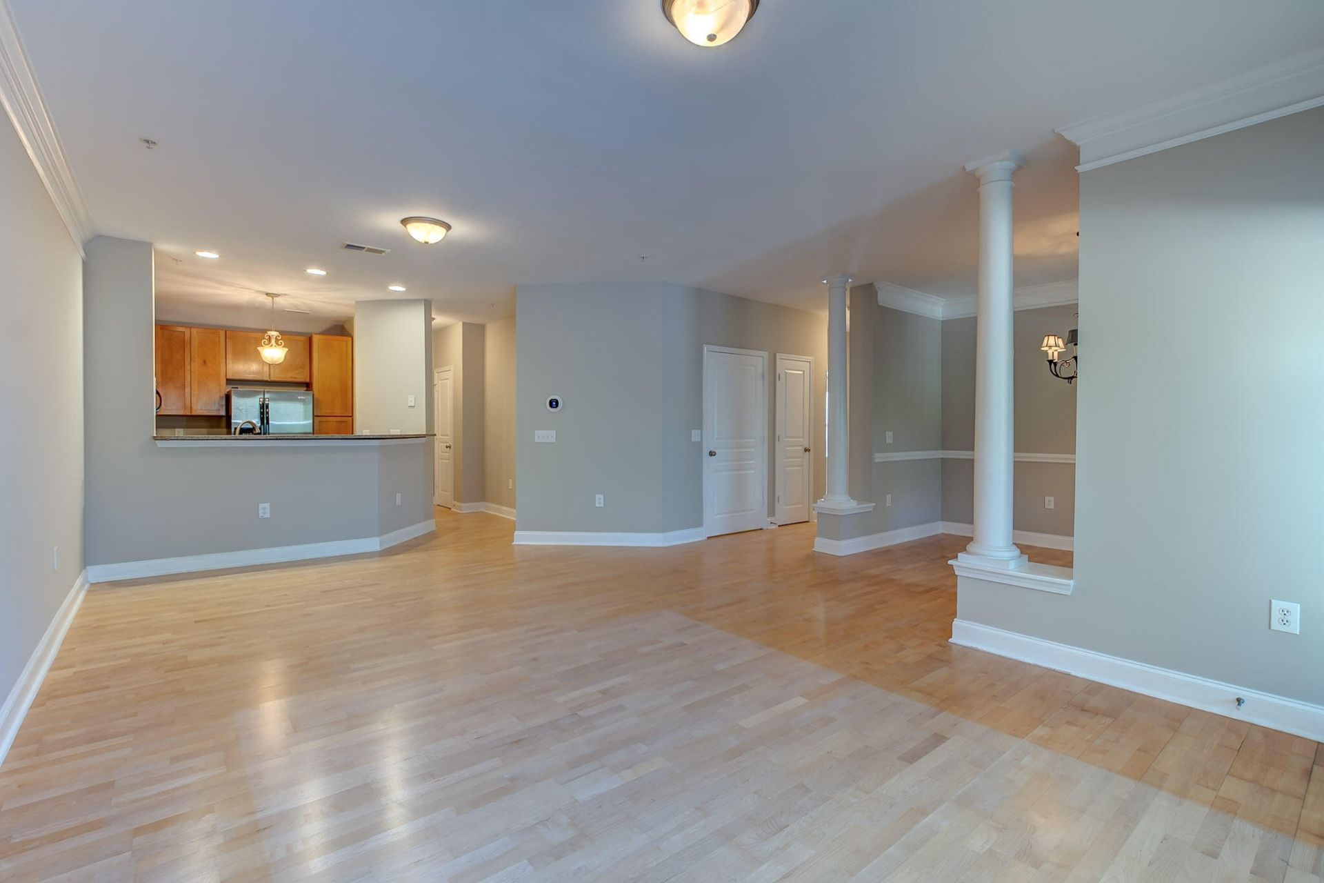 1318 Basilidon Road Photo 10