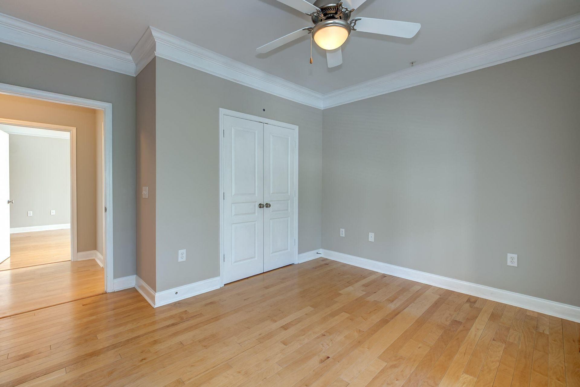 1318 Basilidon Road Photo 20