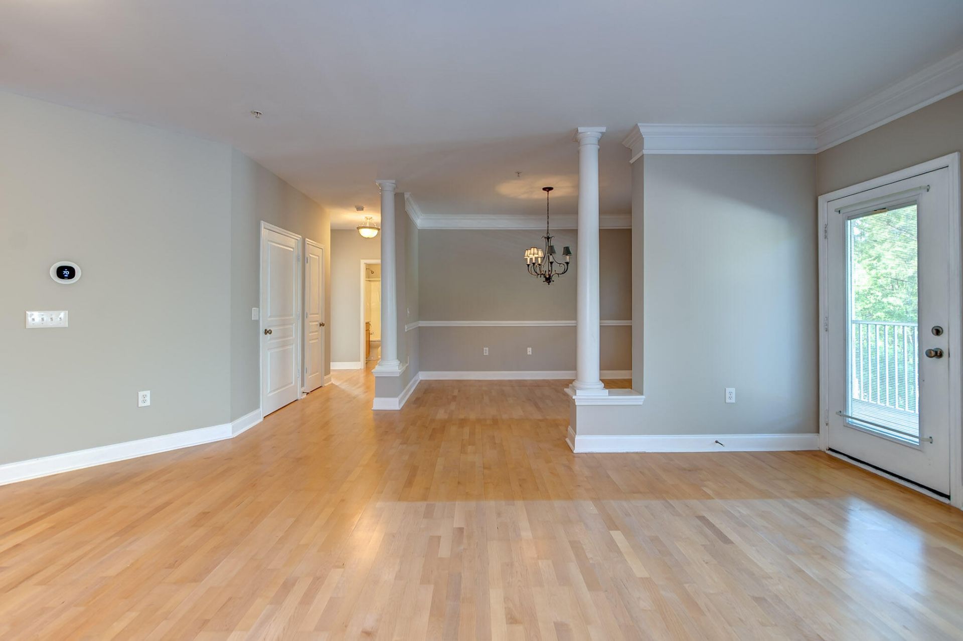 1318 Basilidon Road Photo 8