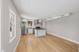 271 Coming Street photo 4