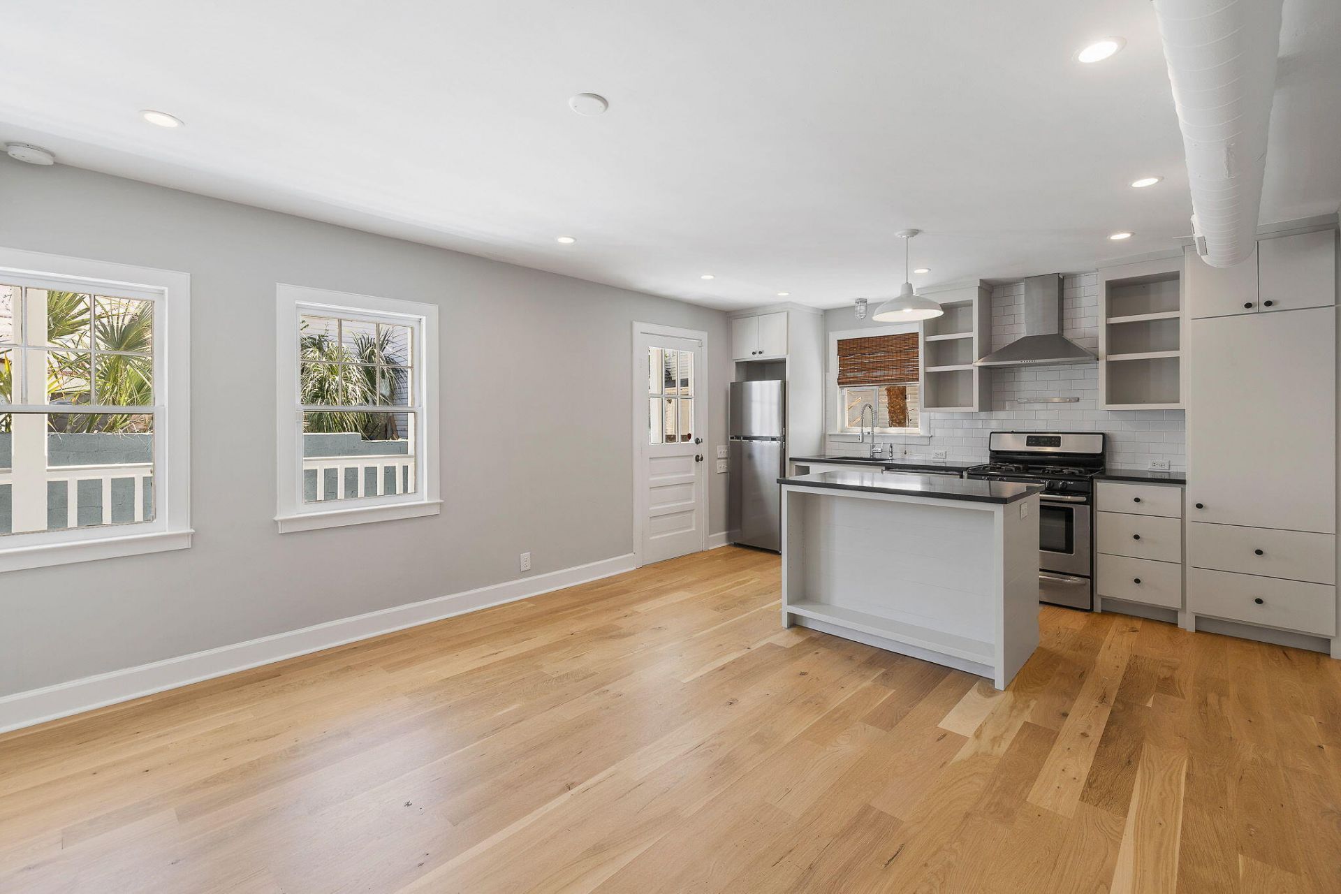 271 Coming Street Photo 5