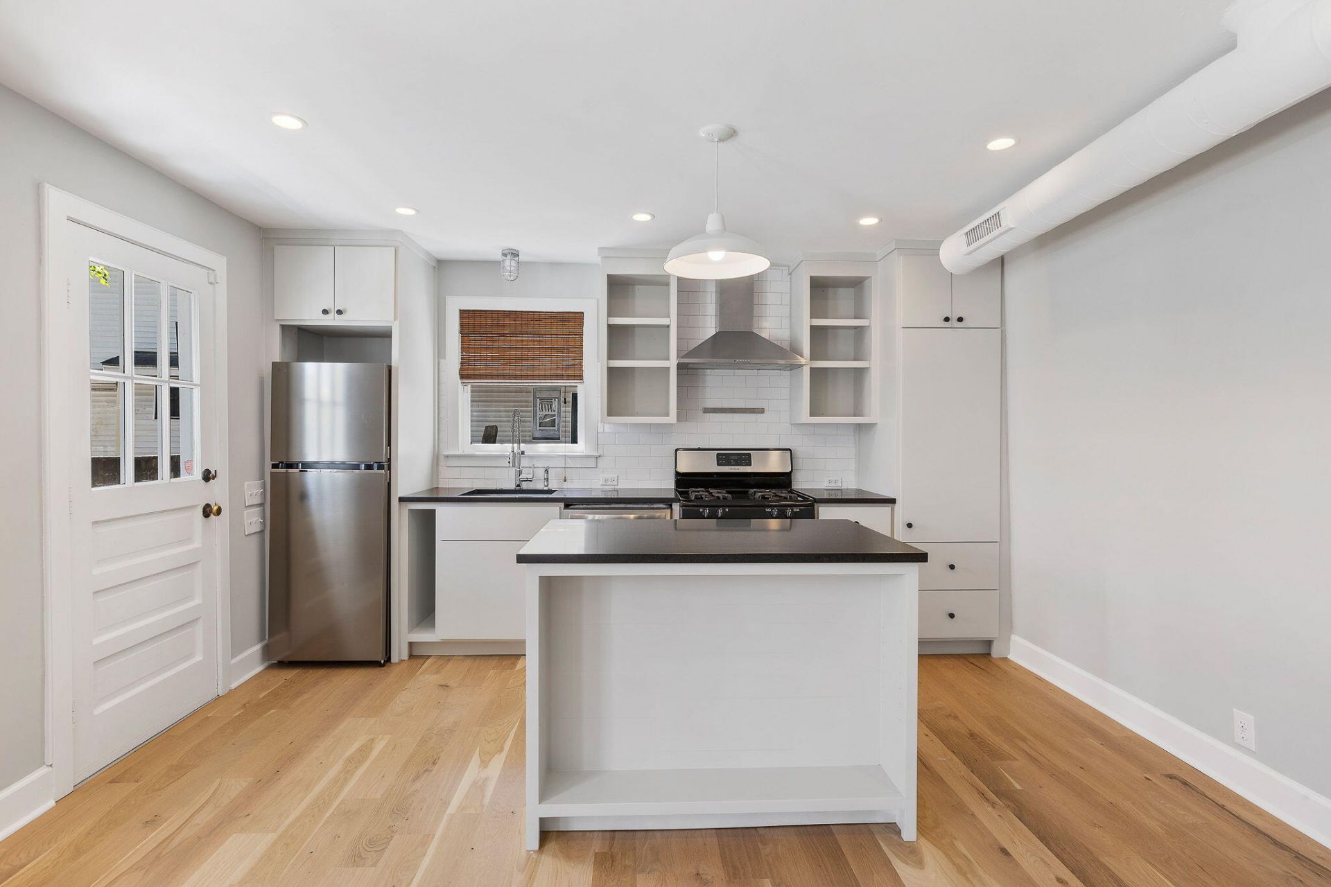 271 Coming Street Photo 6