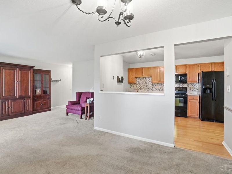 8794 Carrousel Park Circle, Unit 137, Colerain Township, OH 45251 Photo 10