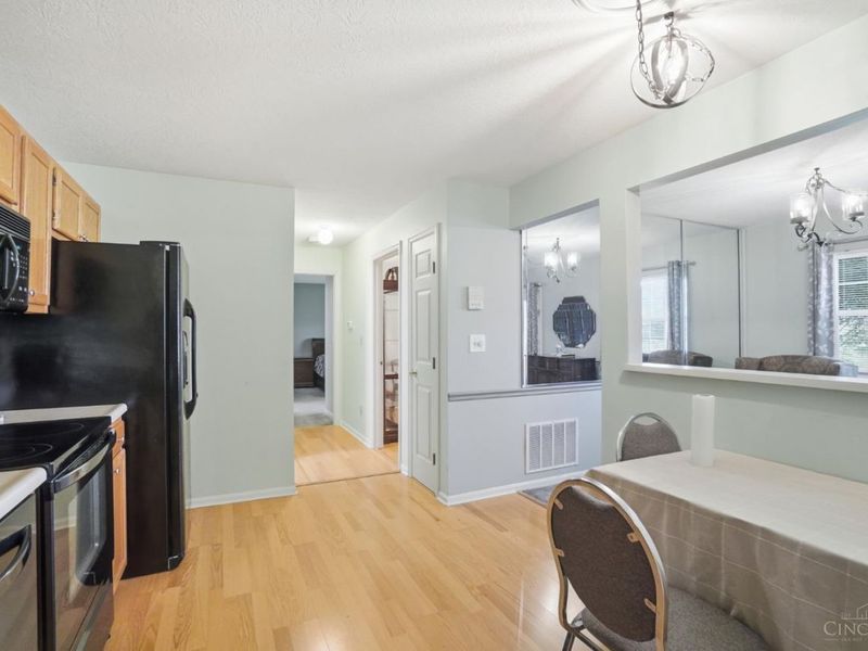 8794 Carrousel Park Circle, Unit 137, Colerain Township, OH 45251 Photo 12