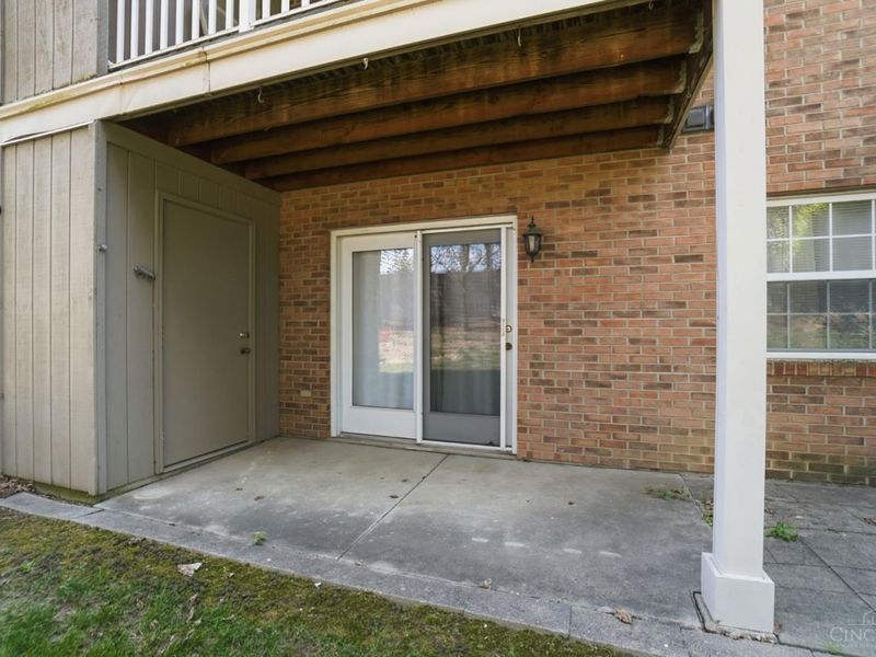 8794 Carrousel Park Circle, Unit 137, Colerain Township, OH 45251 Photo 25