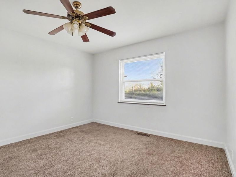 5595 Colerain, Cincinnati, OH 45239 Photo 7