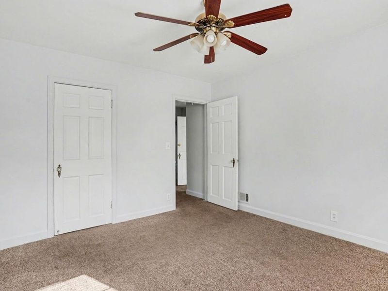 5595 Colerain, Cincinnati, OH 45239 Photo 8