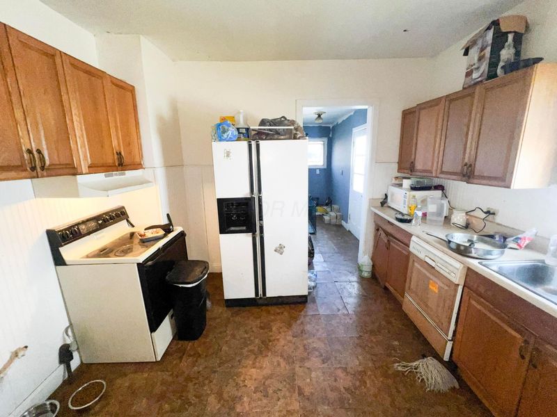 631 Girard Avenue , Marion, OH 43302 Photo 9