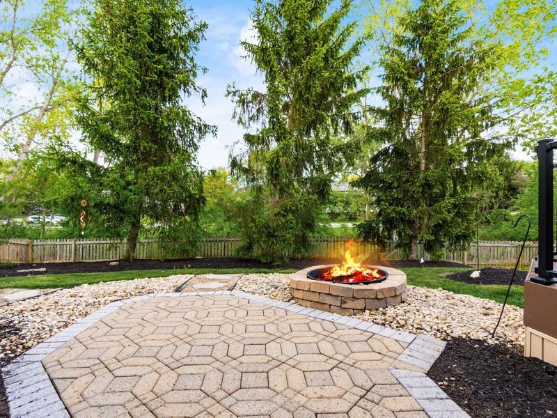 3826 Stonesthrow Court E, Hilliard, OH 43026 Photo 3