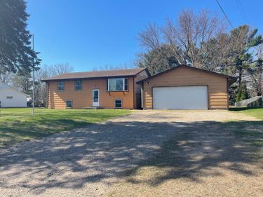 2126 175th Avenue NE, Ham Lake, MN 55304
