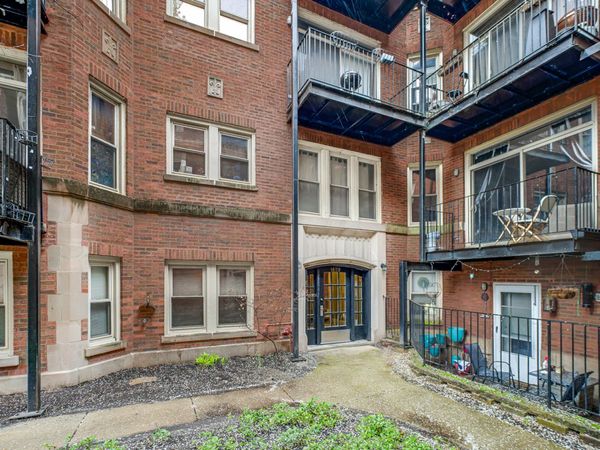 1659 W PRATT Boulevard , Unit 2B, Chicago, IL 60626