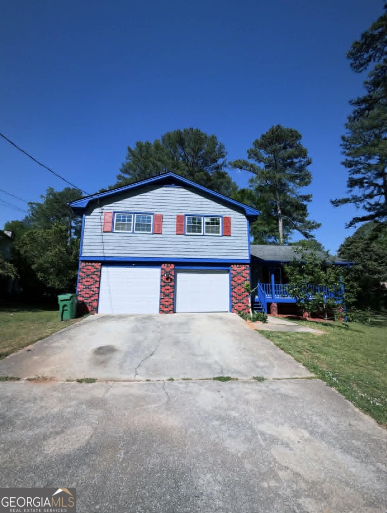 500 Rue De Chateau, Stone Mountain, GA 30083 Main Photo