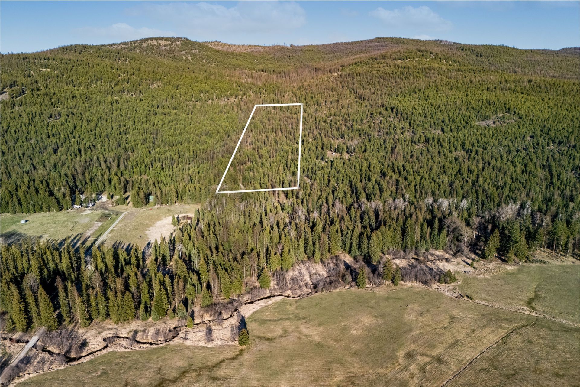 2001 Browns Meadow Road , Kila, MT 59920 Main Photo