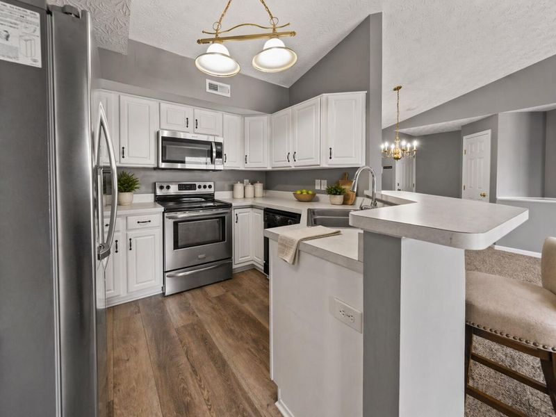 700 Monterey Lane, Unit 300, Cold Spring, KY 41076 Photo 3