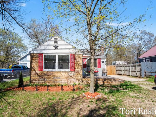 814 E Summit Street, Greenville, MI 48838